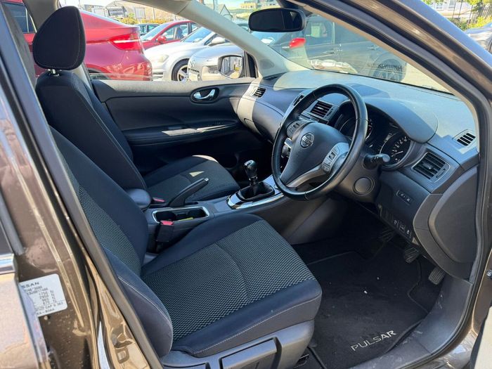 Nissan Pulsar 2015