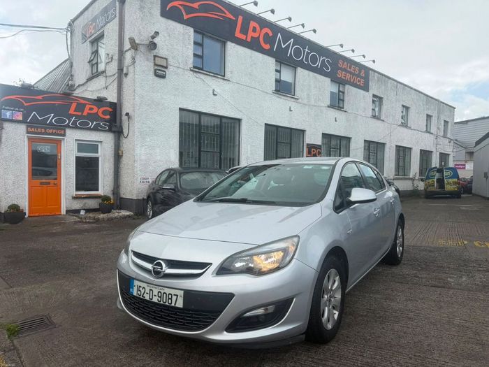 Opel Astra 2015