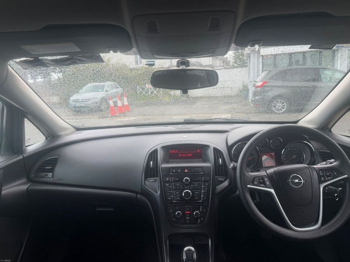 Opel Astra 2015
