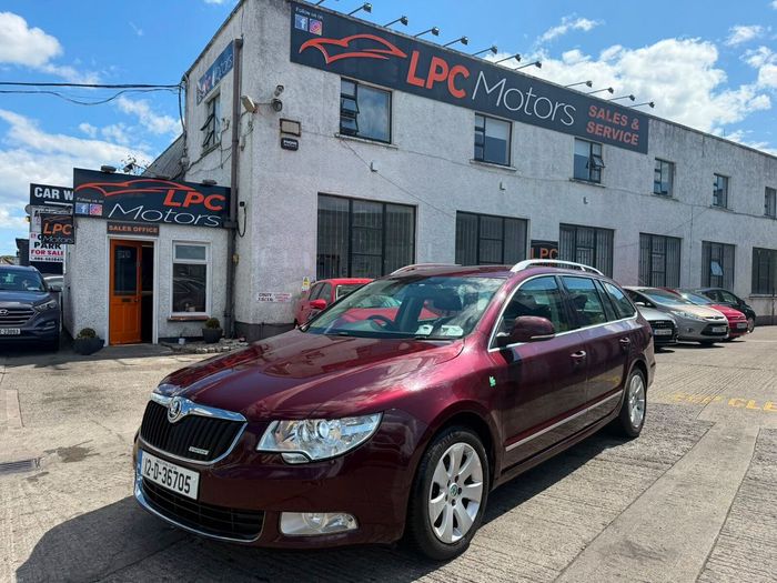 Skoda Superb 2012