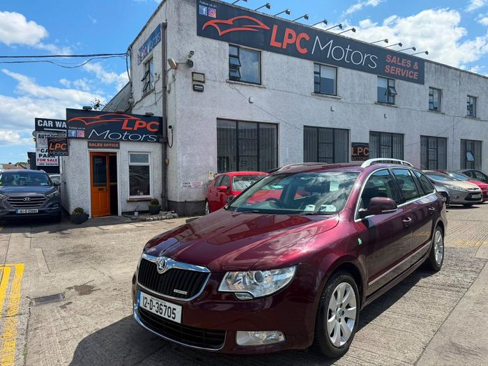Skoda Superb 2012