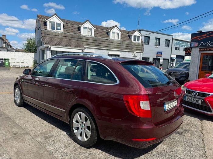 Skoda Superb 2012