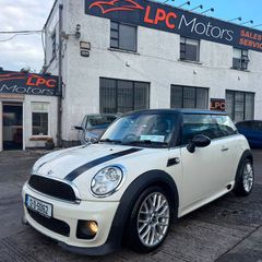 MINI Cooper 2012