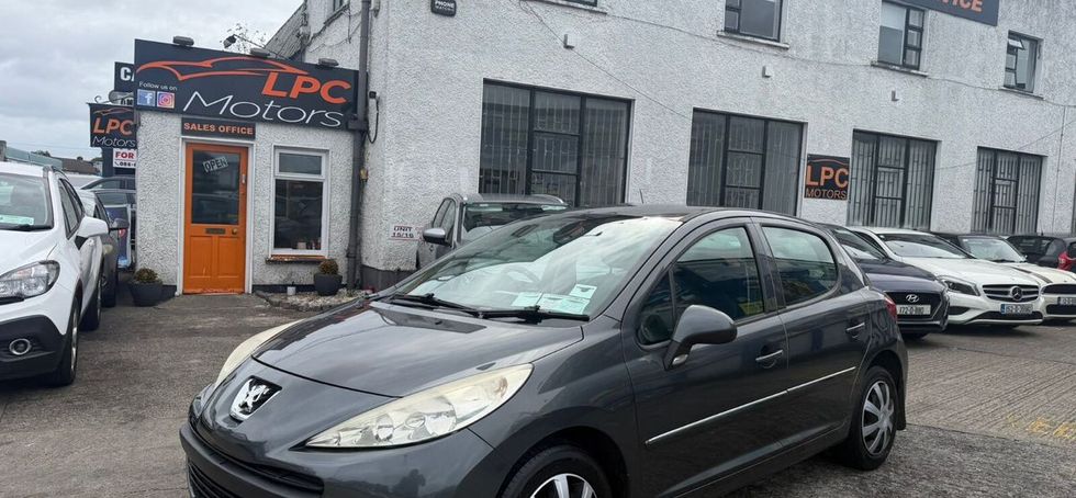 Peugeot 207 2012