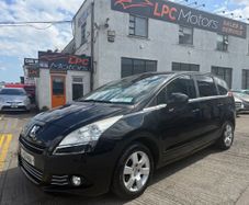 Peugeot 5008 2011