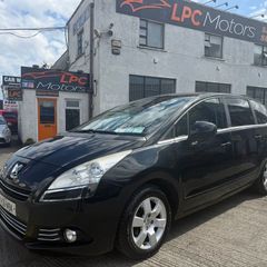 Peugeot 5008 2011