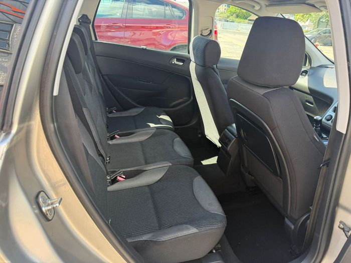 Peugeot 308 2012