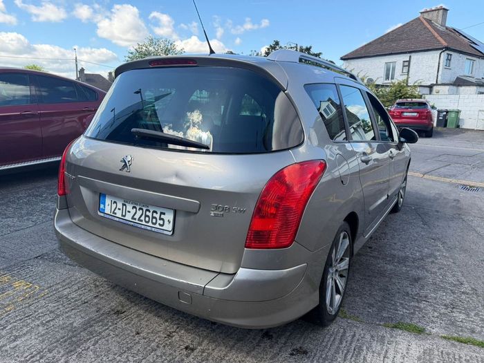 Peugeot 308 2012