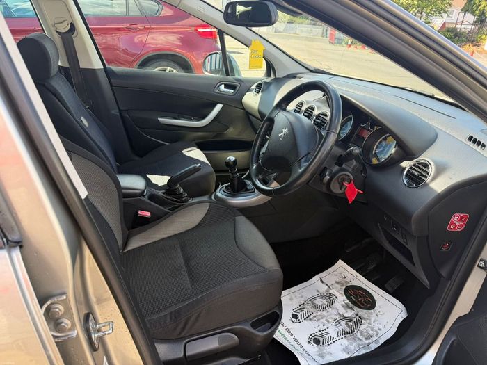 Peugeot 308 2012