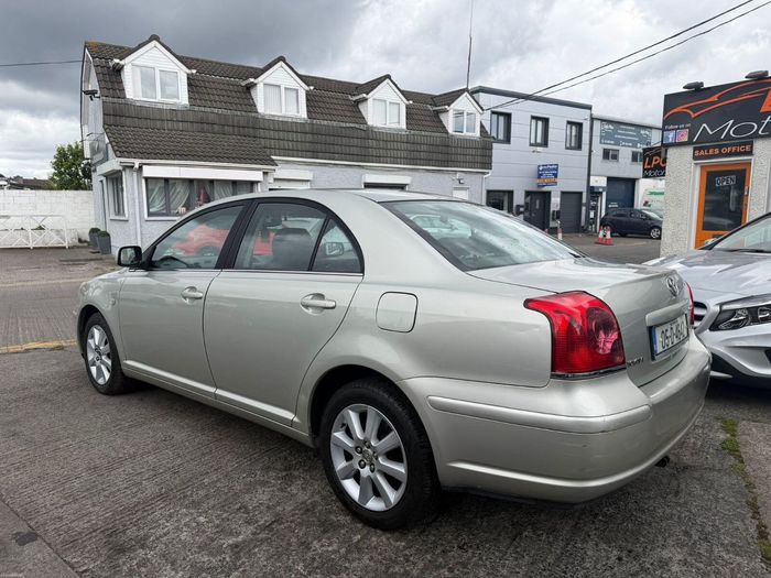 Toyota Avensis 2005