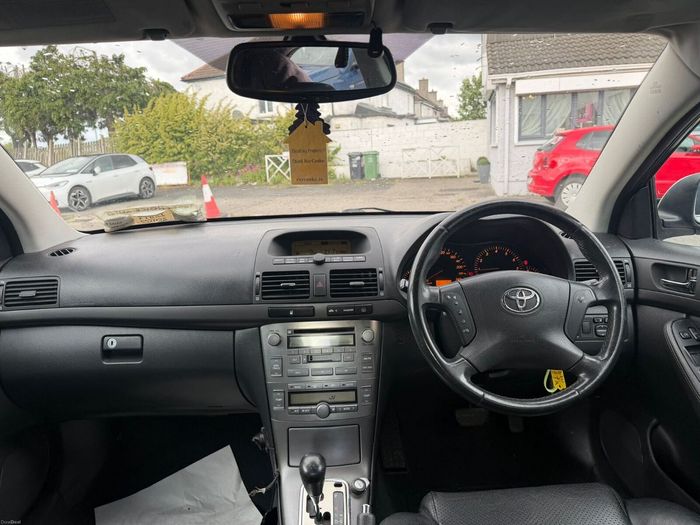 Toyota Avensis 2005