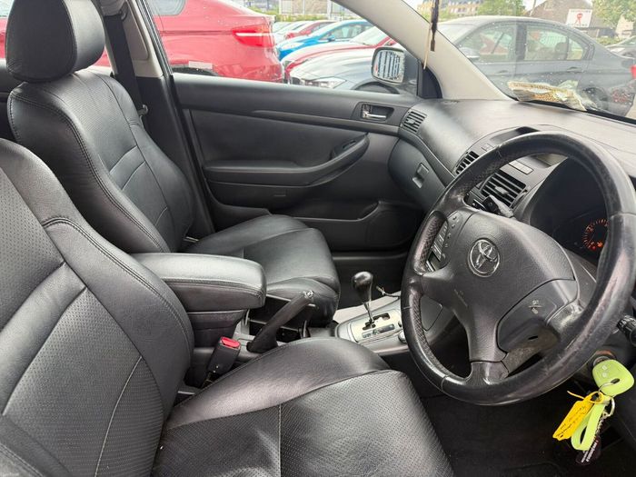 Toyota Avensis 2005