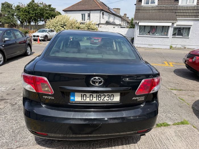 Toyota Avensis 2010