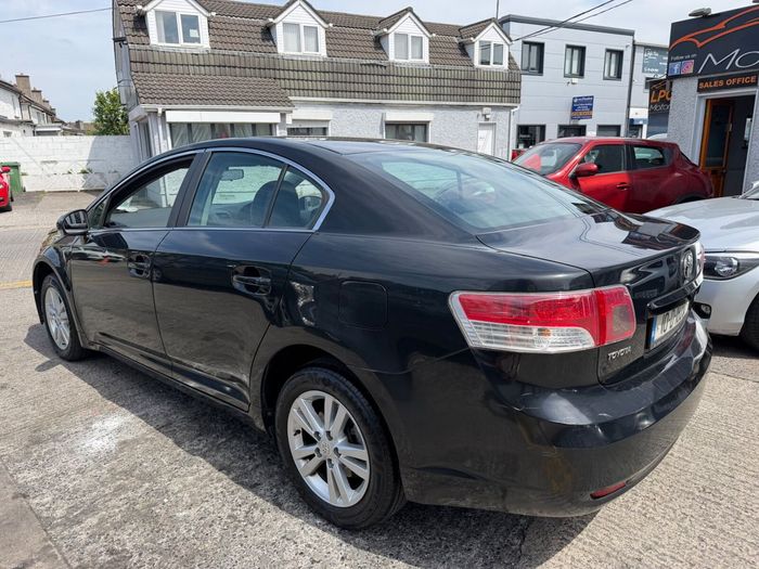 Toyota Avensis 2010