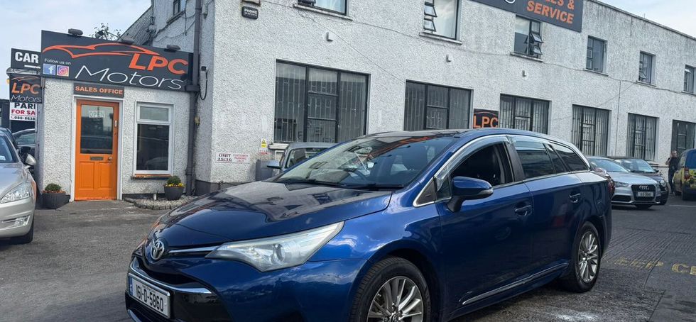 Toyota Avensis 2016