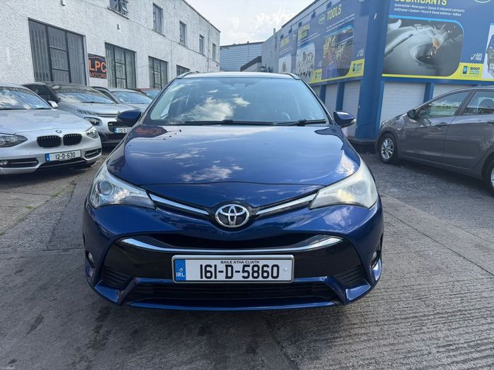 Toyota Avensis 2016