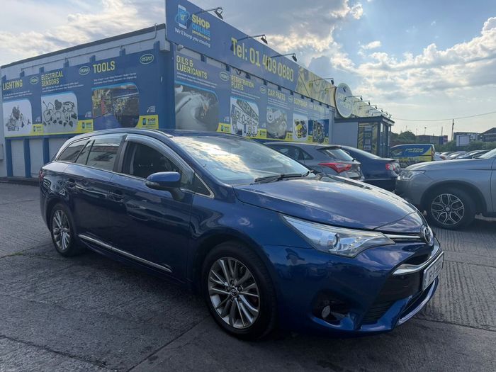 Toyota Avensis 2016