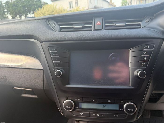 Toyota Avensis 2016