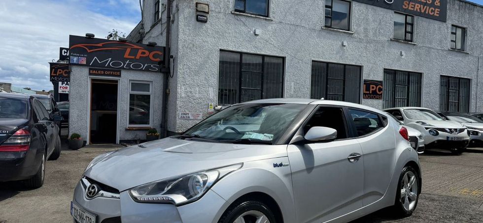 Hyundai Veloster 2013