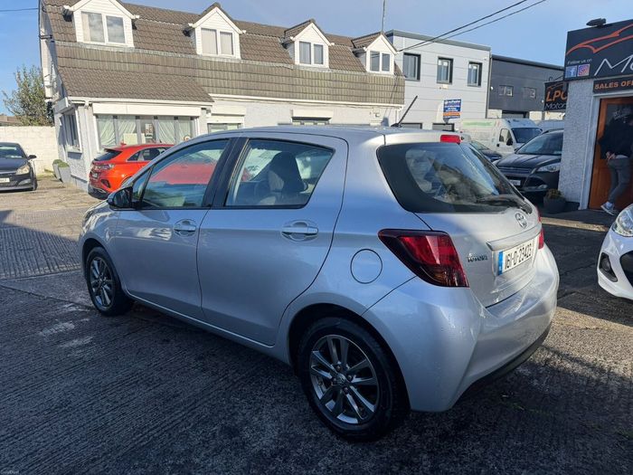 Toyota Yaris 2016