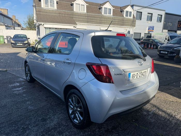 Toyota Yaris 2016