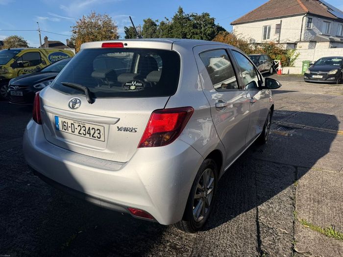 Toyota Yaris 2016