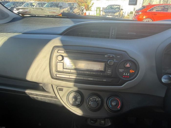 Toyota Yaris 2016