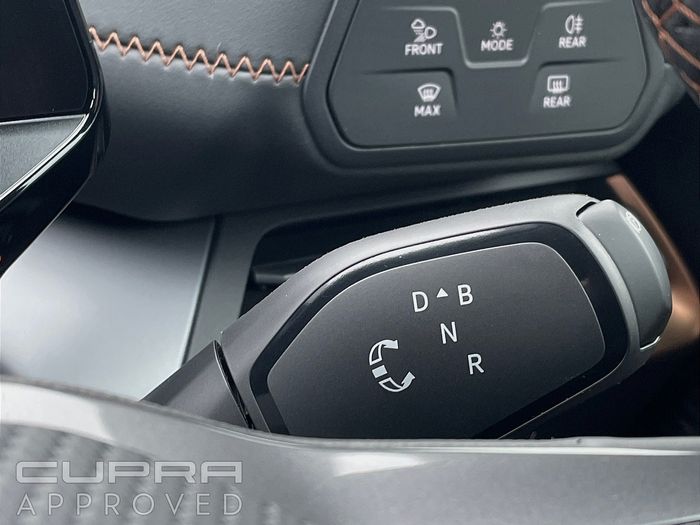 Cupra Born 2025