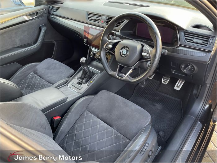 Skoda Superb 2022