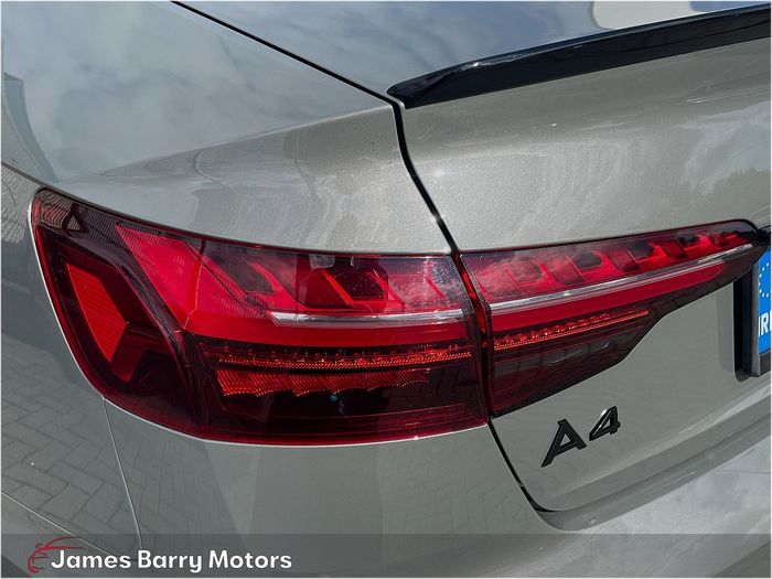 Audi A4 2023