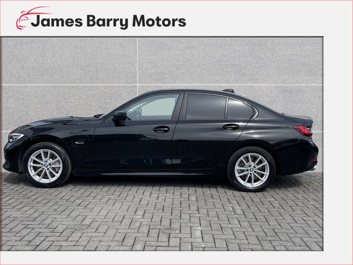 BMW 3 Series 2022