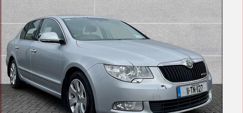 Skoda Superb 2011