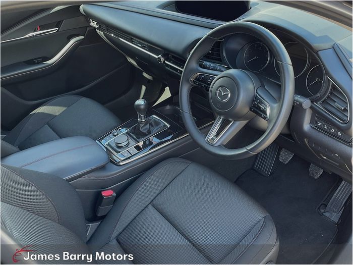 Mazda CX-30 2025
