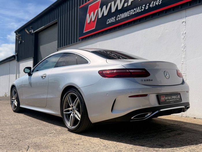 Mercedes-Benz E-Class 2021