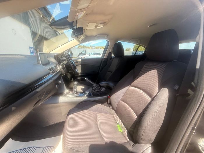 Mazda 3 2016