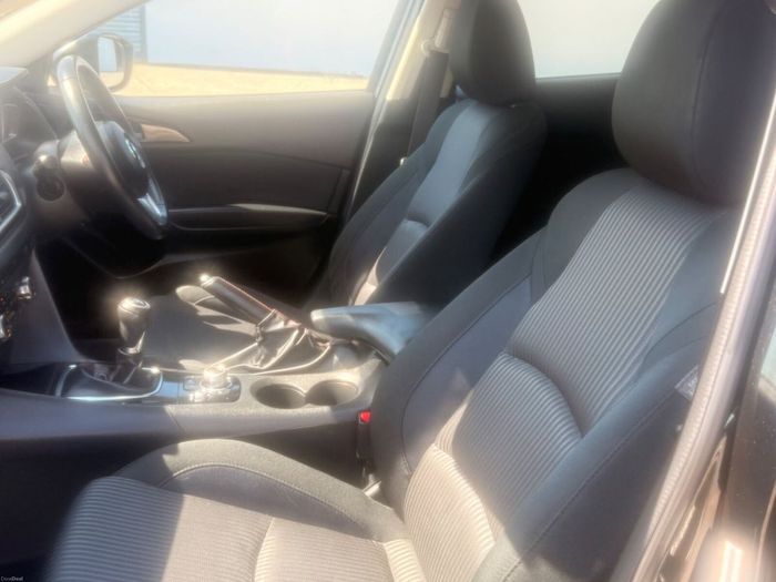 Mazda 3 2016