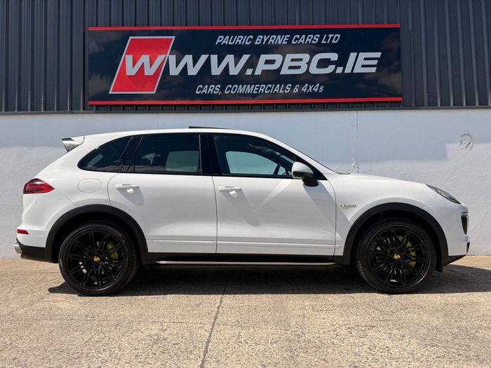 Porsche Cayenne 2016
