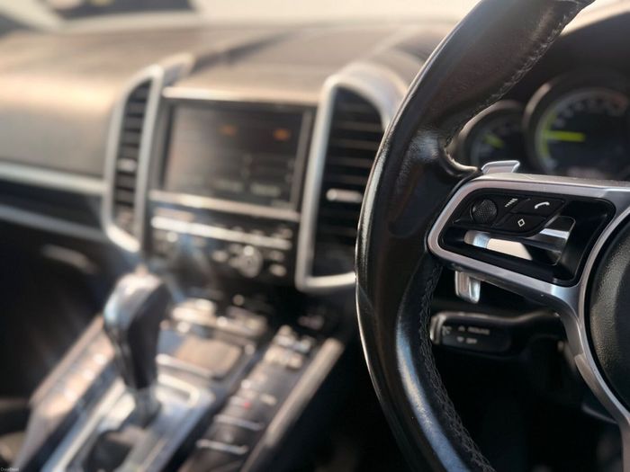 Porsche Cayenne 2016