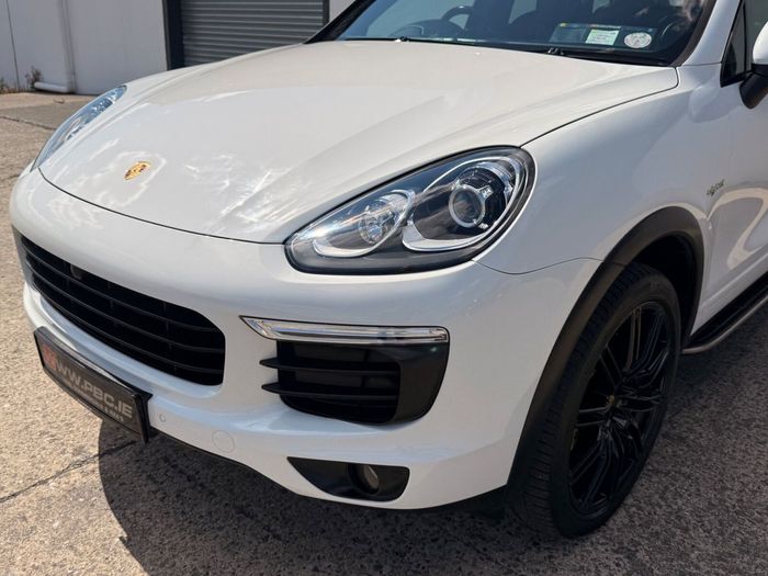 Porsche Cayenne 2016