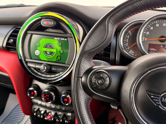 MINI Cooper 2018