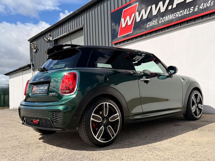 MINI Cooper 2018