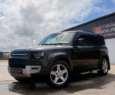 Land Rover Defender 2023