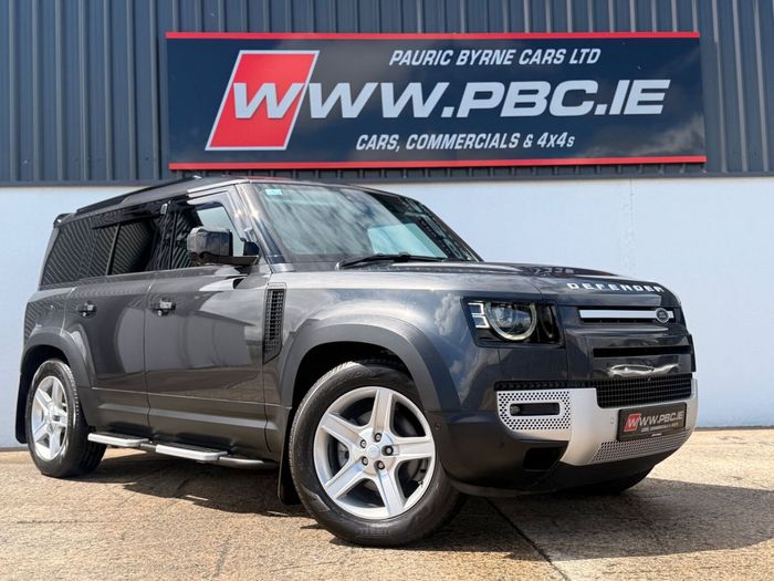 Land Rover Defender 2023