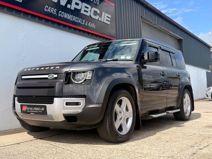Land Rover Defender 2023
