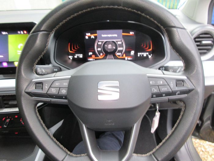 SEAT Arona 2023