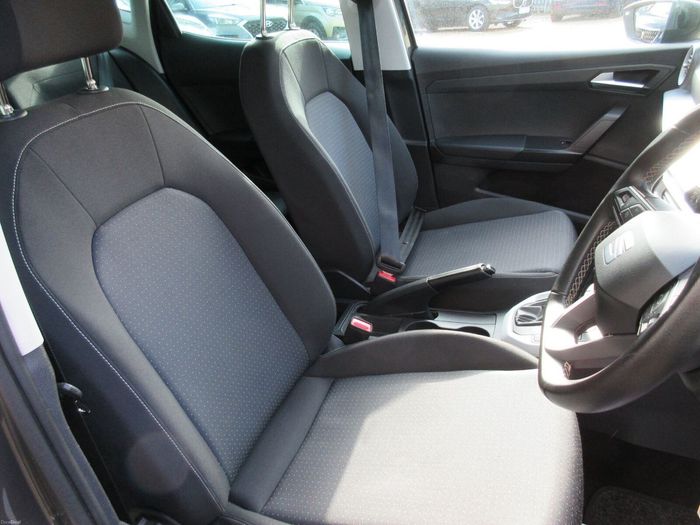 SEAT Arona 2023
