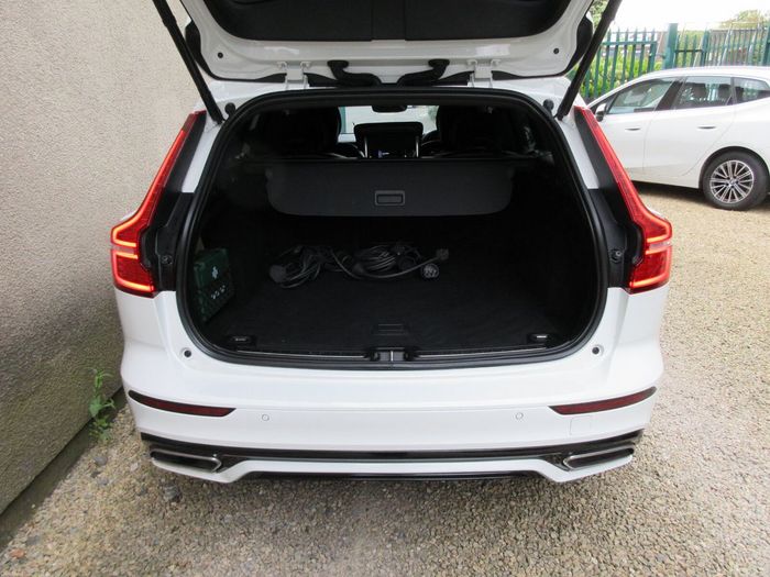 Volvo V60 2022