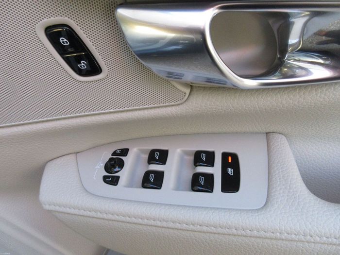 Volvo S90 2019