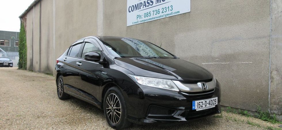 Honda Grace 2015