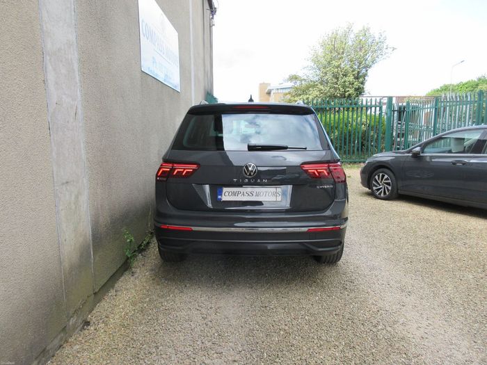 Volkswagen Tiguan 2022